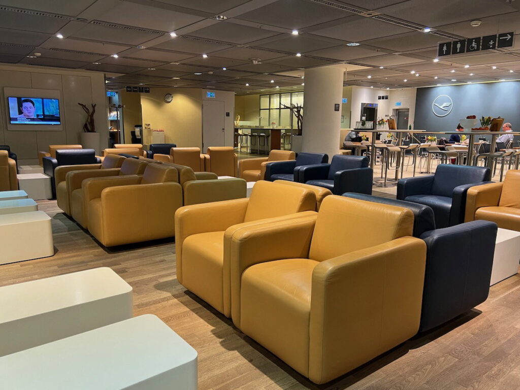 Review: Lufthansa Welcome Lounge Frankfurt Airport (FRA)