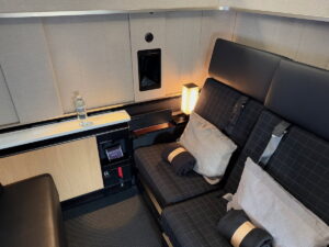 I Flew SWISS Senses A350 First Class: A Great & Familiar Experience!