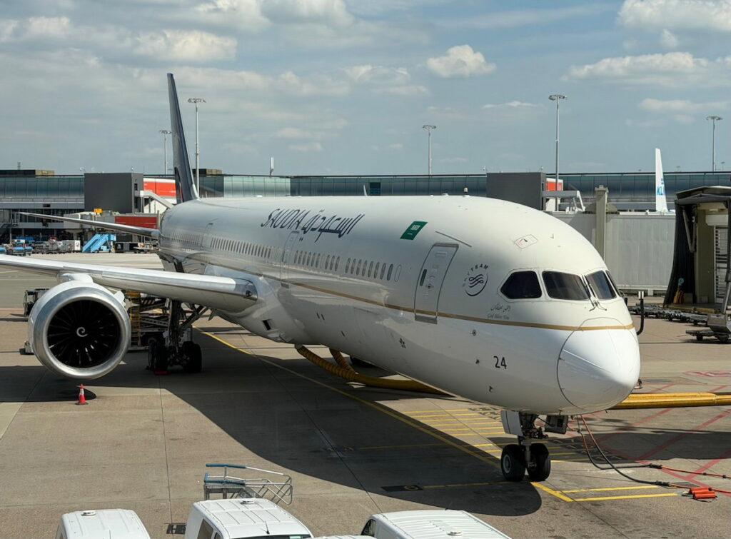 Why I Try To Leave Politics Out Of My Airline, Hotel, And Travel Reviews…