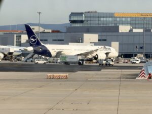 Editorial: US Airports Are Far Superior To European european airports frankfurt germany lufthansa boeing 787-9