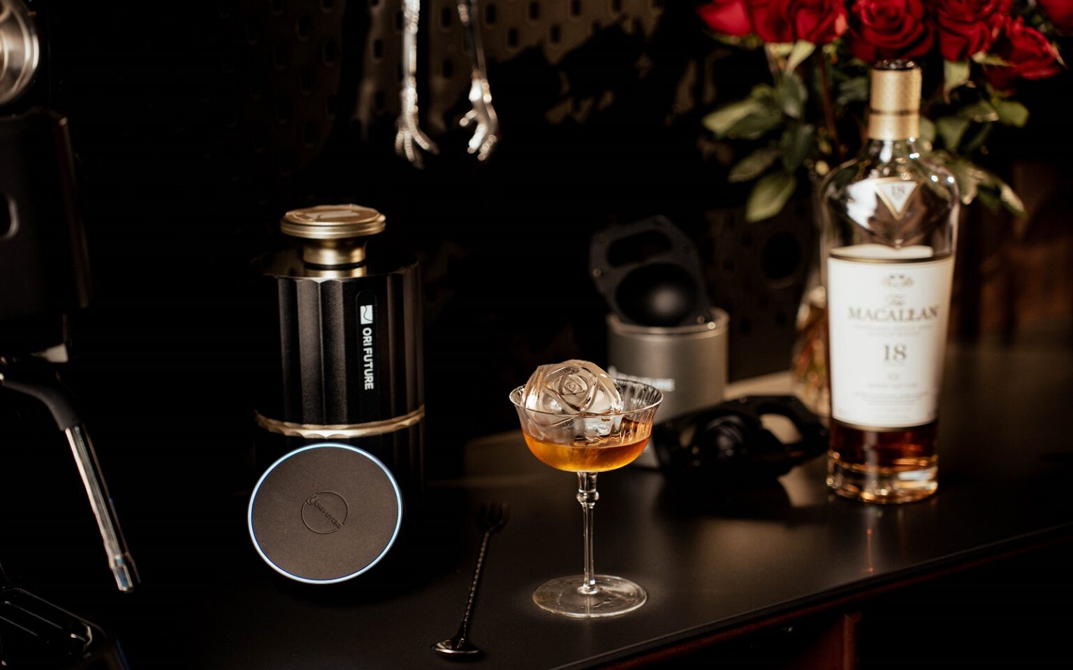 The future of hospitality beverage experiences with ORI Future glazer-clear-ice-cocktail Ori Future