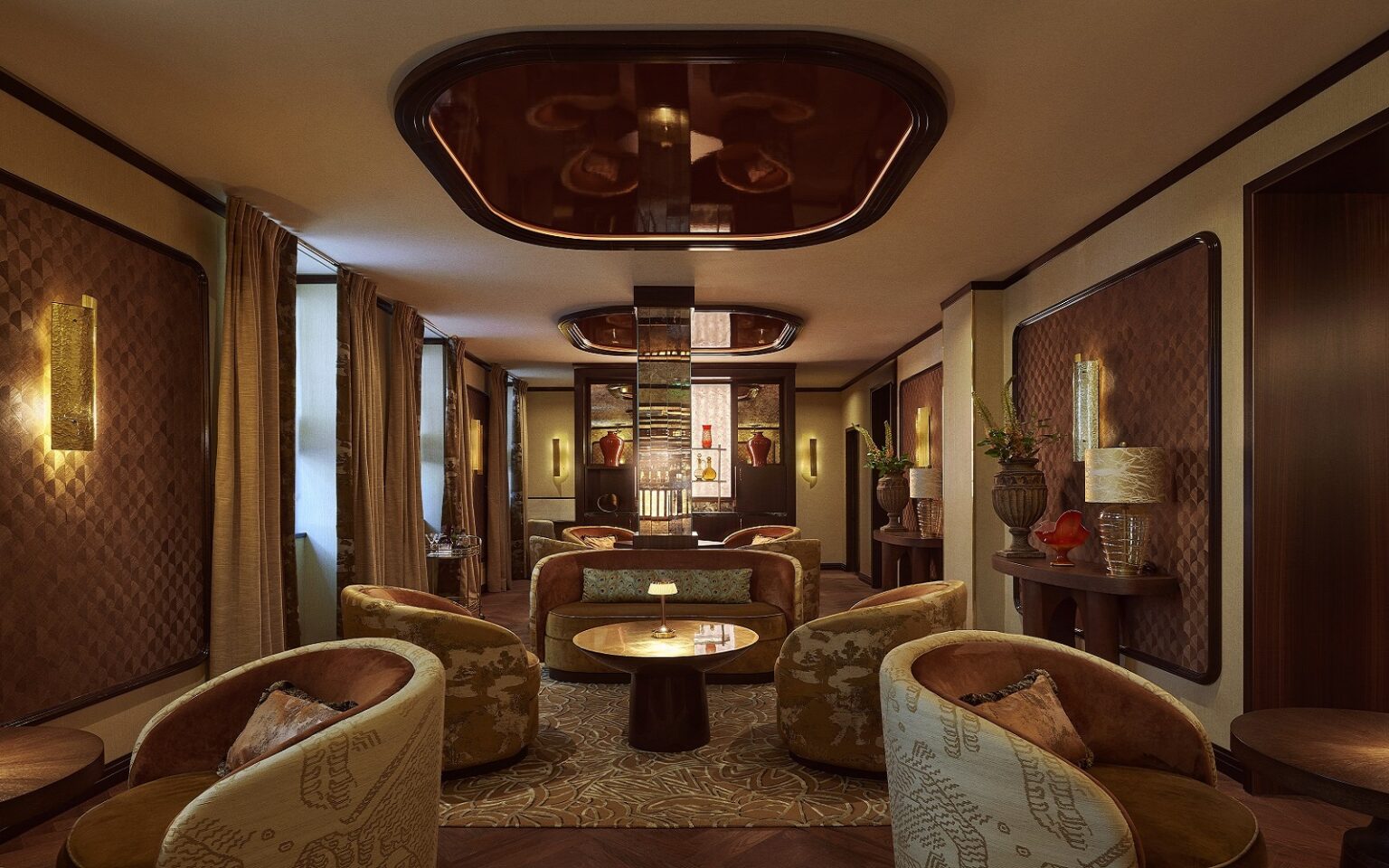 Hôtel La Bourdonnais is designed by interior architect Oscar Lucien Ono, founder of Maison Numéro 20,