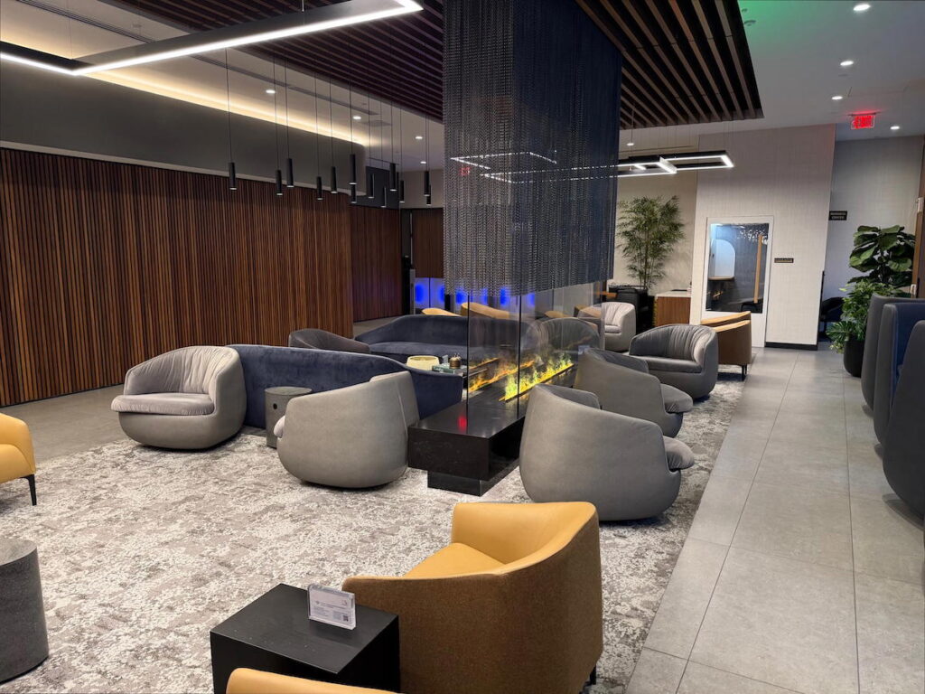 American Flagship Lounges: Locations, Access Rules, and Amenities Explained