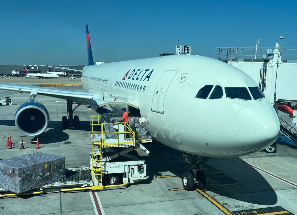 Report: Delta CEO Ed Bastian Blasts Elon Musk, “It’s All True What They Say About Him” Report: Delta CEO Ed Bastian Blasts Elon Musk, “It’s All True What They Say About Him”
