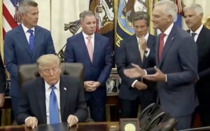 Why Is American Airlines Suddenly Sucking Up To President Trump? Why Is American Airlines Suddenly Sucking Up To President Trump?