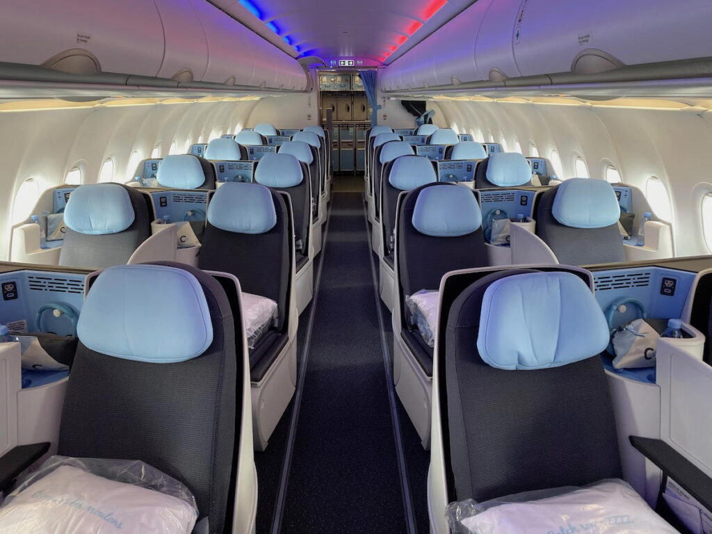 Wow: La Compagnie Launches Newark To Dusseldorf All-Business Class Flights