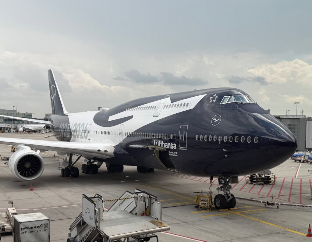 Lufthansa Gets Sassy With Customer On Social Media, Divides The Internet Lufthansa Gets Sassy With Customer On Social Media, Divides The Internet