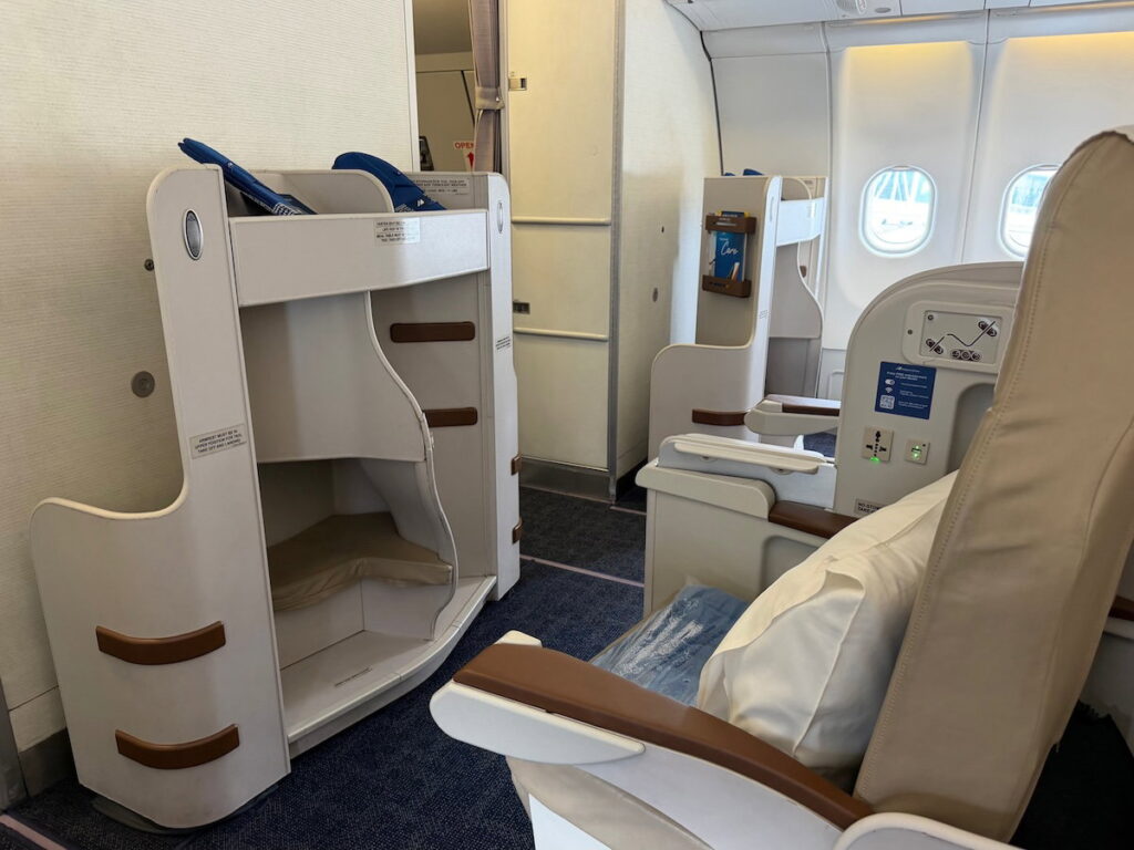 Philippine Airlines’ A330 Business Class: Oh My, These Seats Are Awful! Philippine Airlines’ A330 Business Class: Oh My, These Seats Are Awful!