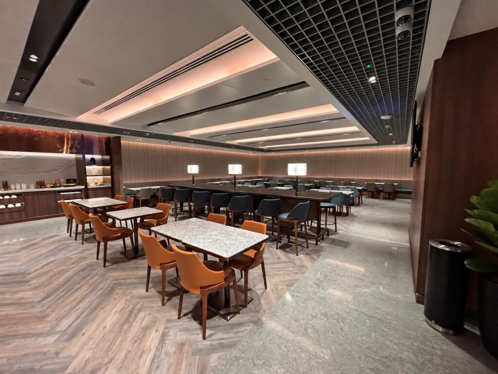 First Look: New Singapore Airlines SilverKris Lounge (SIN – T2)
