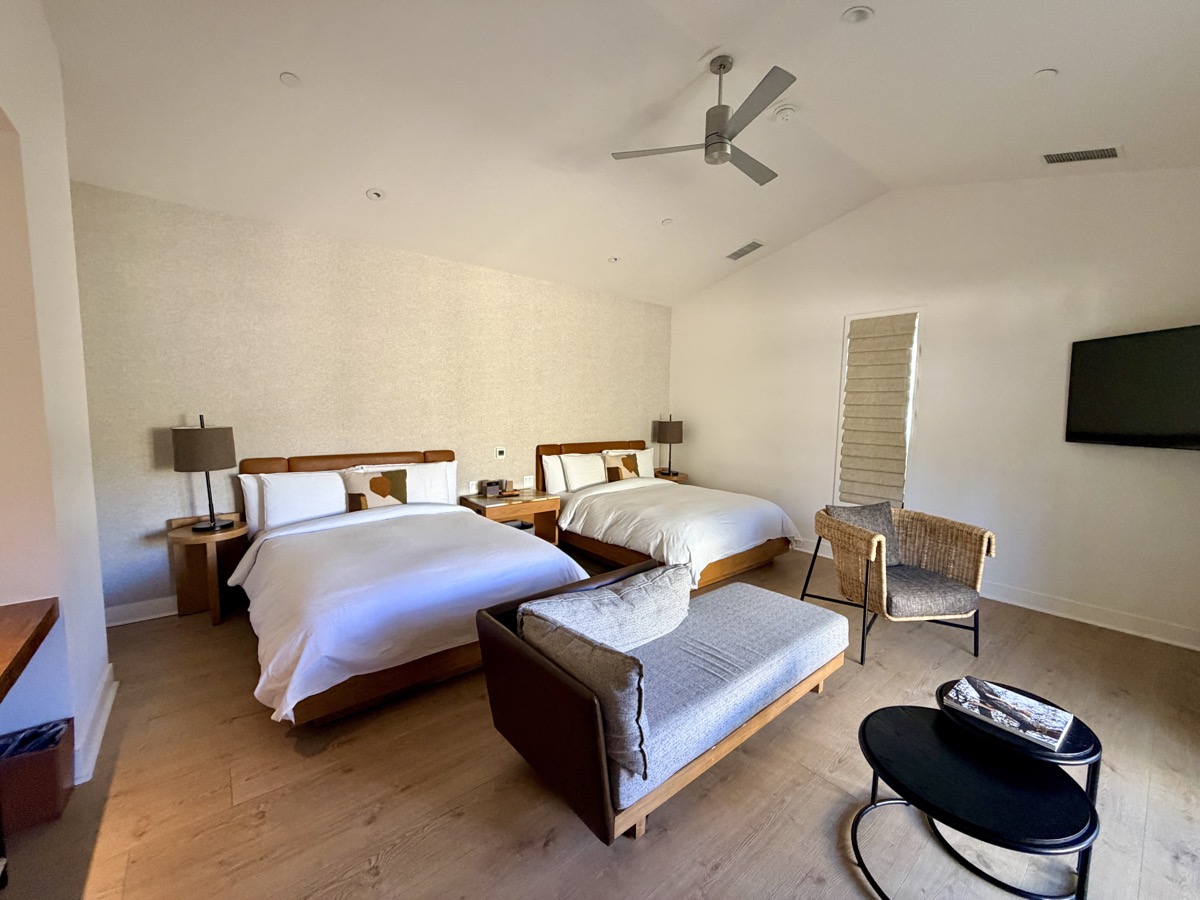 Solage Auberge Napa Valley - spacious two queen room