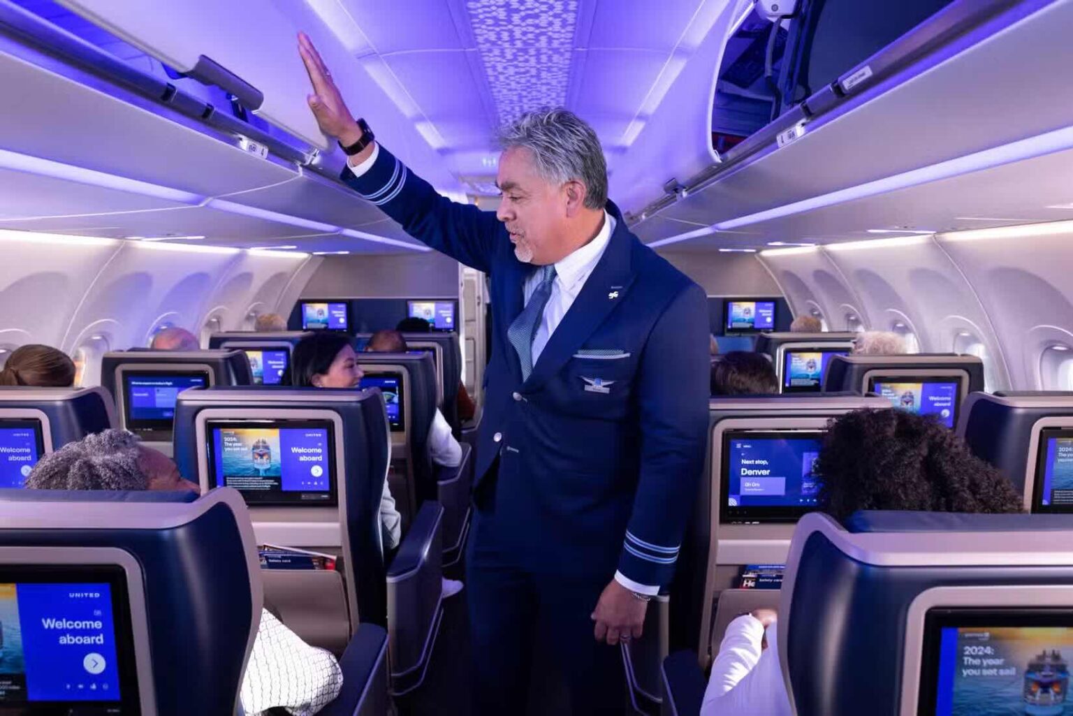 United Airlines CEO Scott Kirby Wants To “Eliminate The Need” For Flight Attendants To Apologize