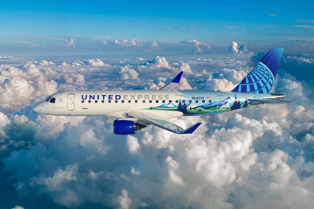 United Airlines Unveils Striking “Mountain Ascent” Livery For Ski Country Flying