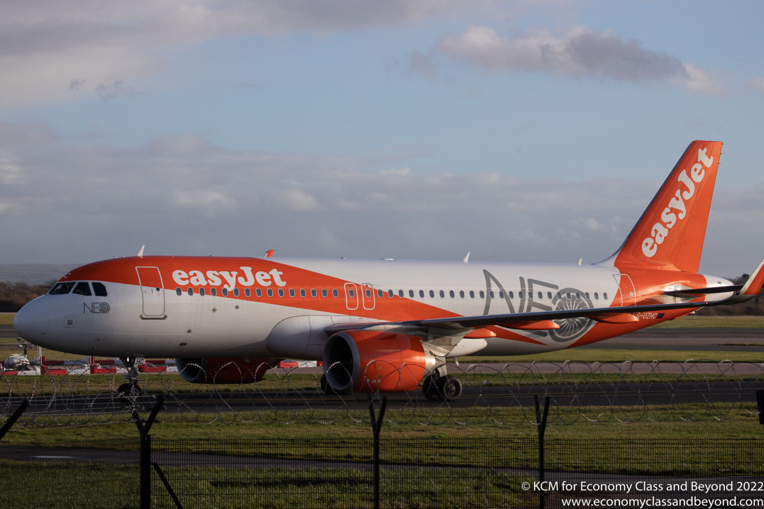 easyJet plans first onboard Wi-Fi rollout in 2027 InsideFlyer