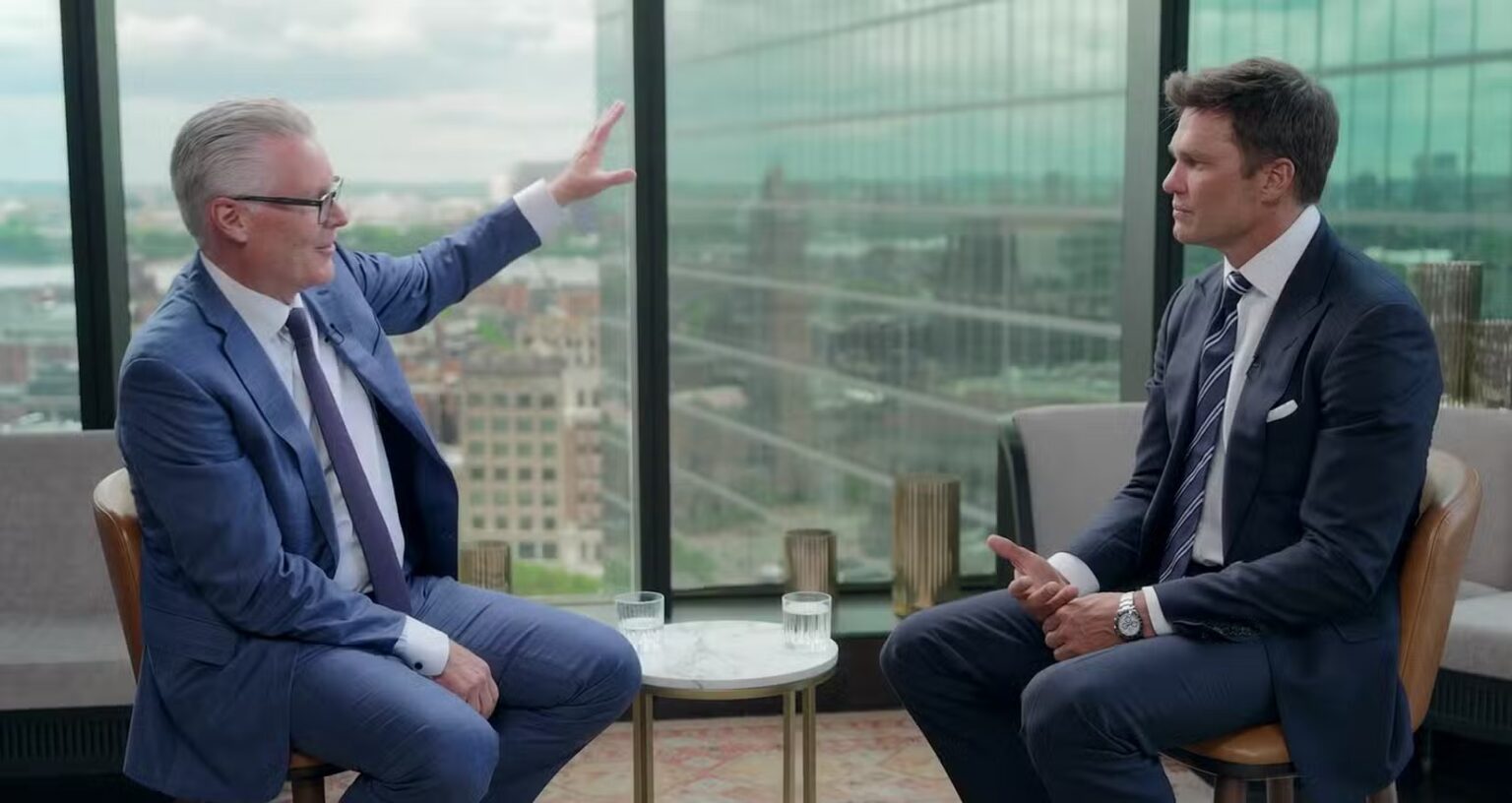 Delta CEO Denies Rejecting Starlink Over Elon Musk, Says “I Drive A Tesla”