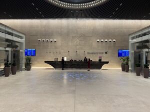 Review: Qatar Airways Al Mourjan Business Lounge – The Garden Doha (DOH)