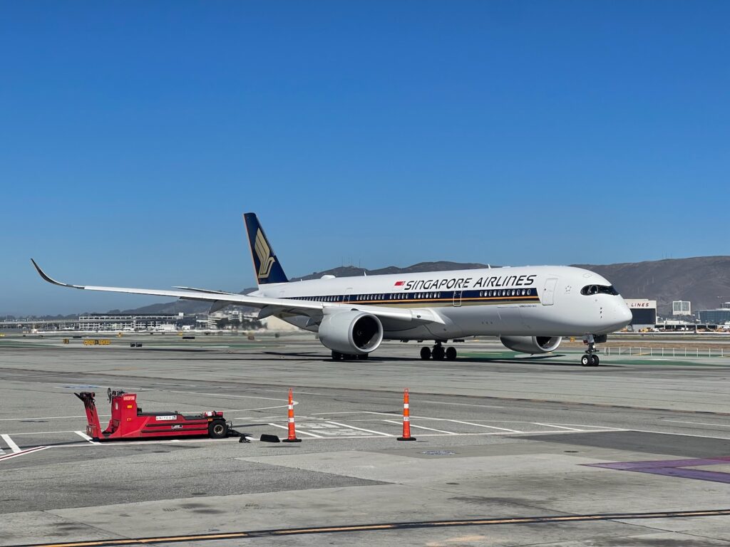 Singapore Airlines Passengers Fly Almost 9 Hours Only To End Up Back In San Francisco After One Passenger’s “Psychotic” Outburst