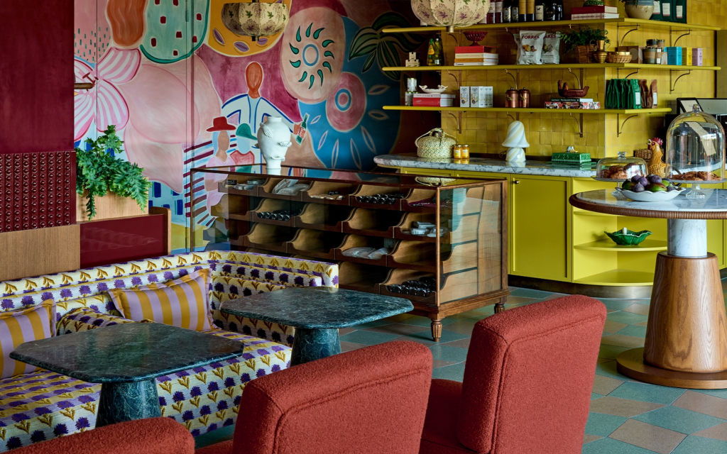 Wilde Amsterdam – a new way to stay in the Dutch capital mural on the wall, yellow tiles, pattern and colour in Wilde amsterdam