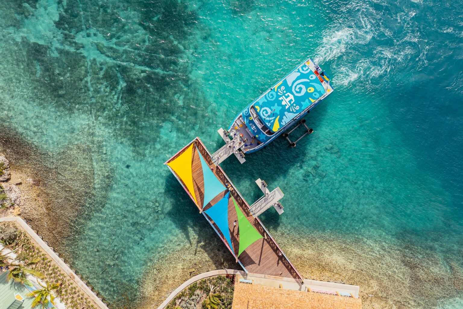 Should Your Clients Get Off the Ship for Royal Beach Club Paradise Island?